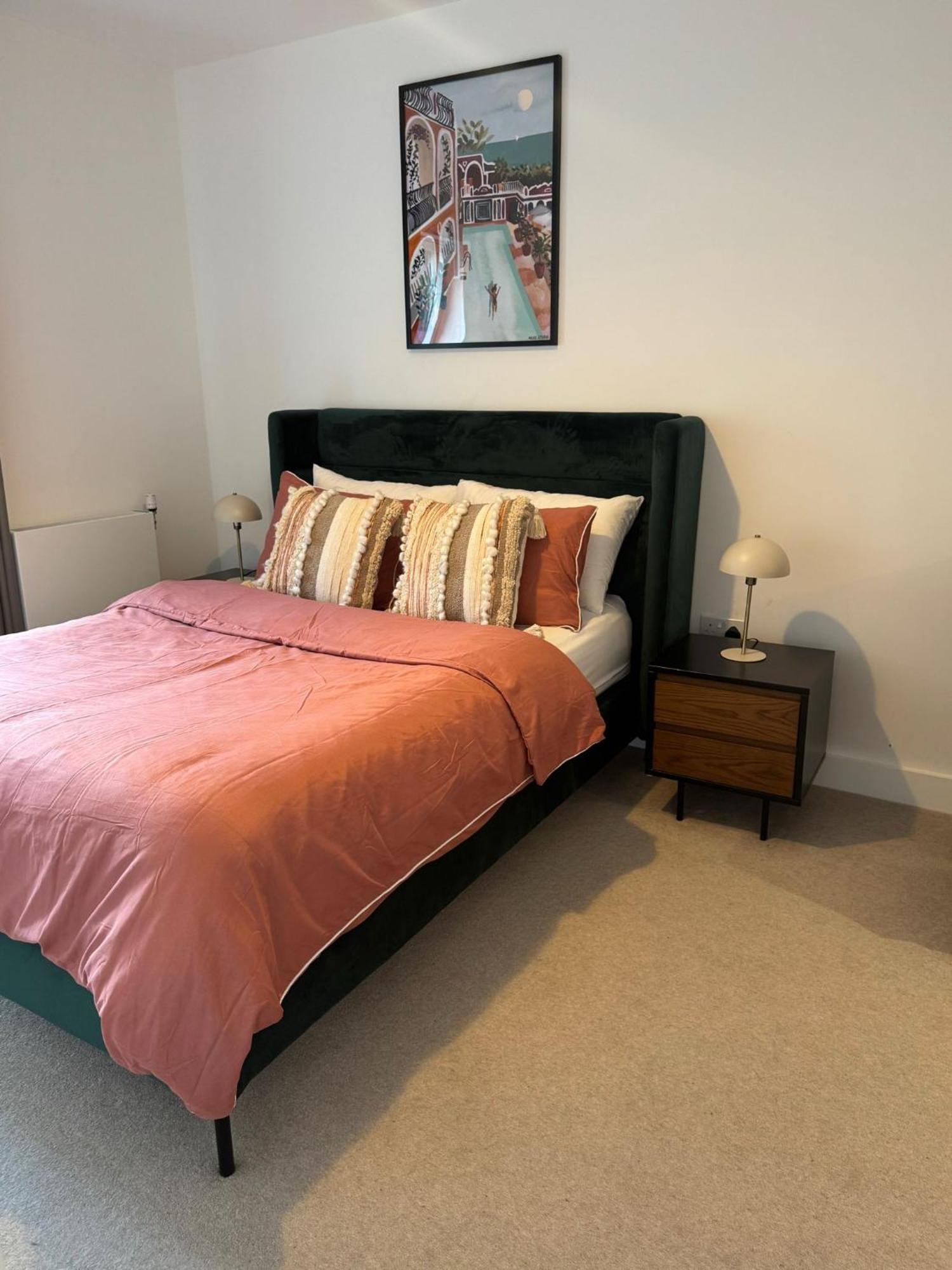 Top Quality Private Full Flat Luxury Bedroom In Central Appartamento *